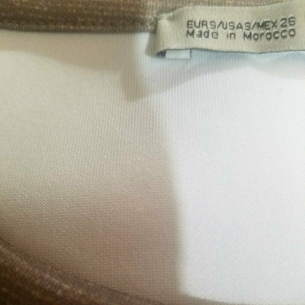 ZARA COLLECTION BURGUNDY WHITE AND GREY SCUBA FABRIC  STRIPED TEE..SIZE S‎ - Picture 3 of 5